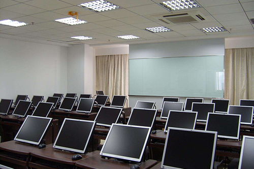 黑龍江計(jì)算機(jī)一級(jí)學(xué)校中的計(jì)算機(jī)技術(shù)開(kāi)發(fā)